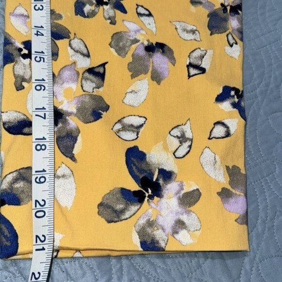 Zac & Rachel Womens Floral Capri Pants Size 12 Yellow & Purple - Picture 7 of 7